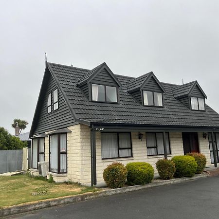Academy Lodge Motel Ashburton Exteriér fotografie