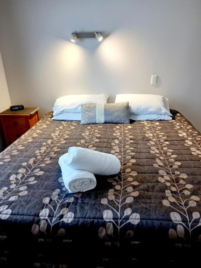 Academy Lodge Motel Ashburton Exteriér fotografie