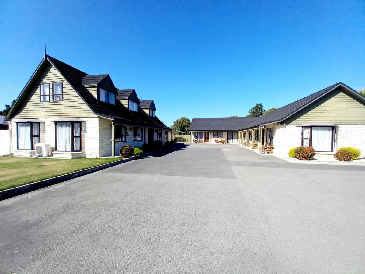 Academy Lodge Motel Ashburton Exteriér fotografie