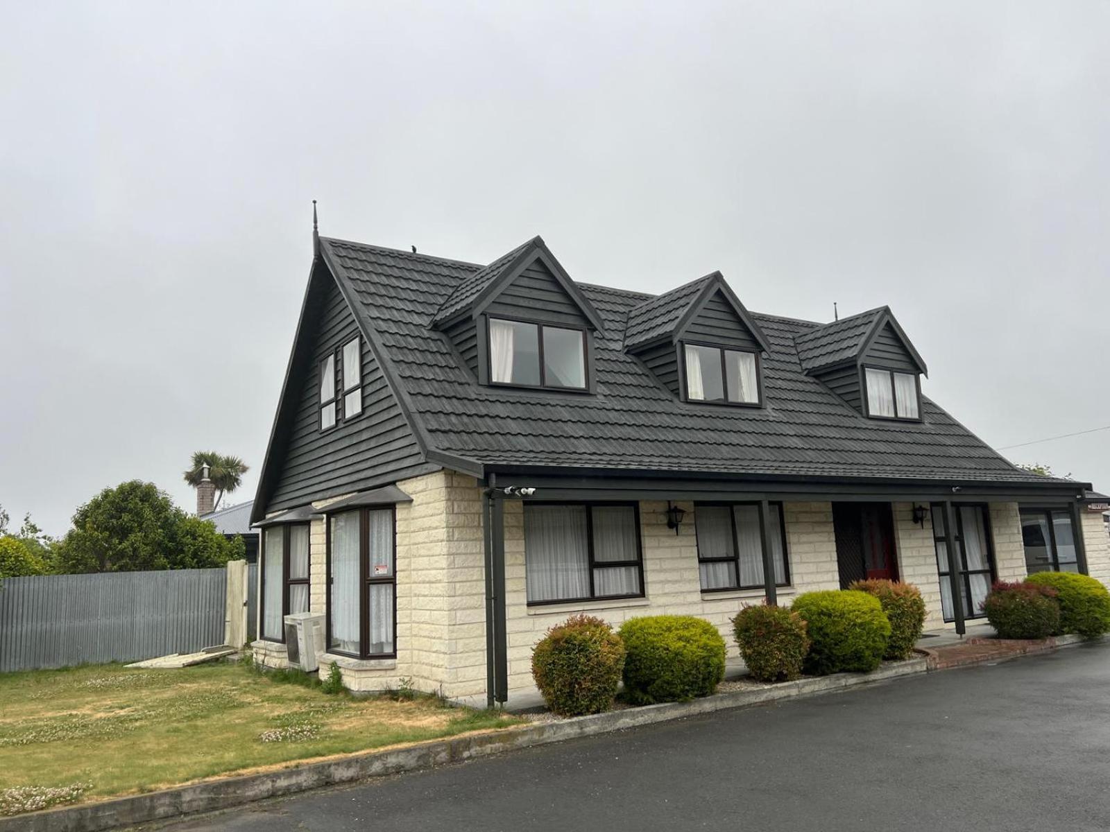 Academy Lodge Motel Ashburton Exteriér fotografie