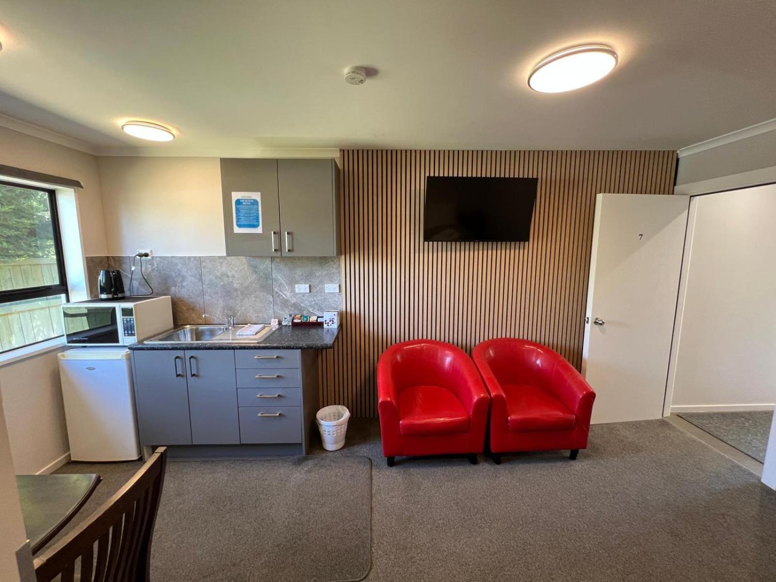 Academy Lodge Motel Ashburton Exteriér fotografie