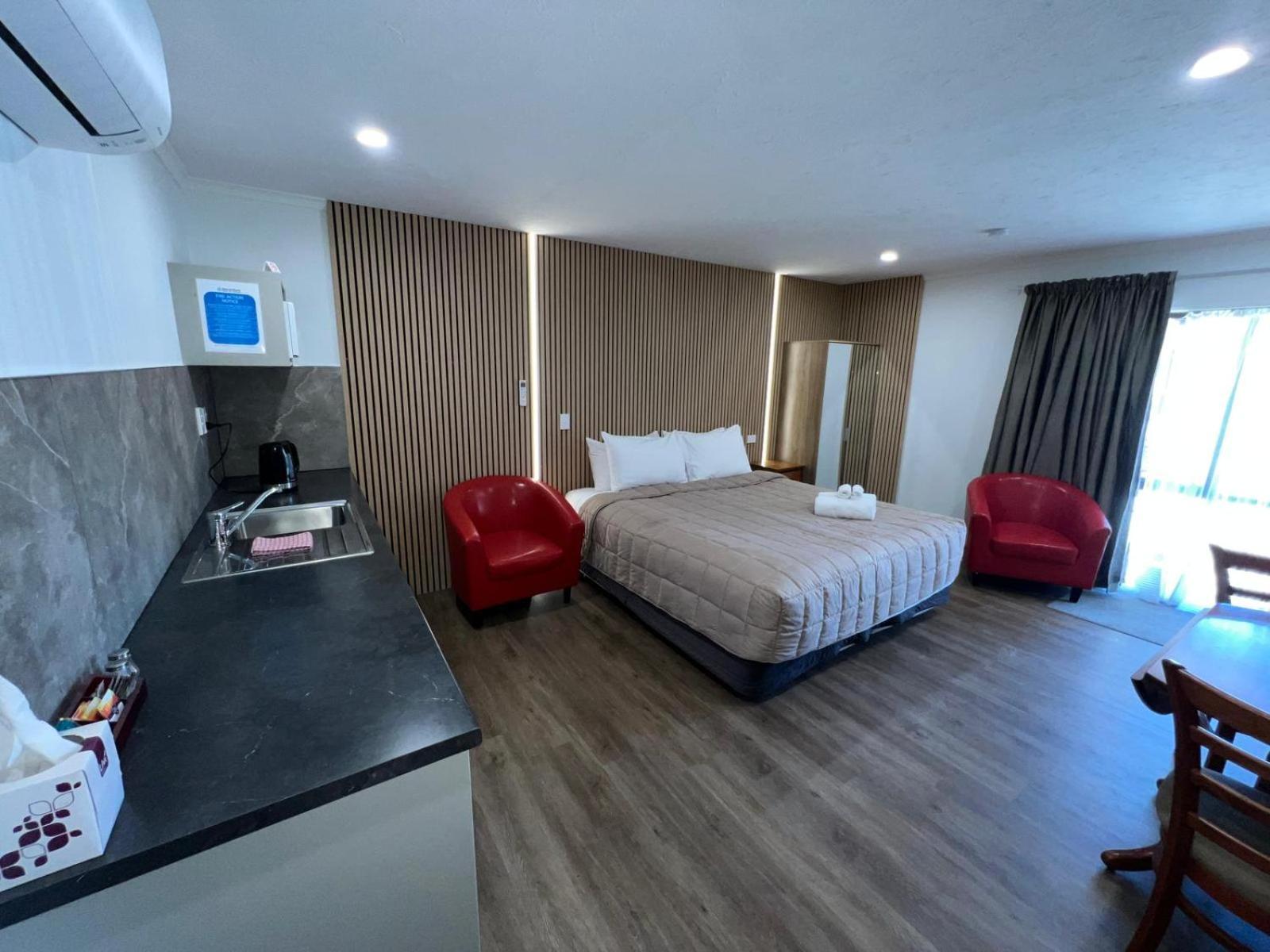 Academy Lodge Motel Ashburton Exteriér fotografie