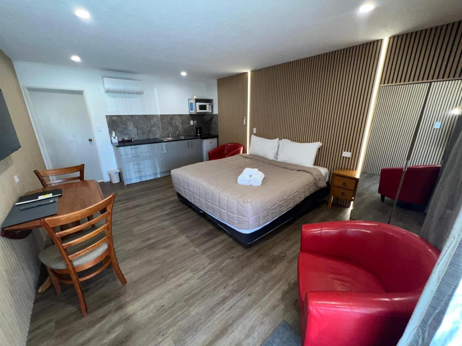 Academy Lodge Motel Ashburton Exteriér fotografie