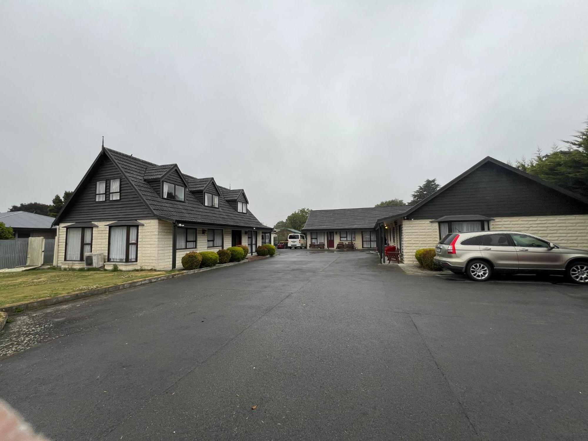 Academy Lodge Motel Ashburton Exteriér fotografie
