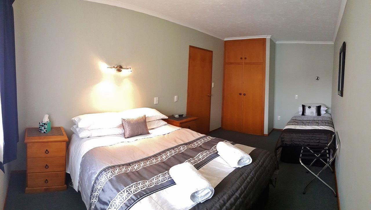 Academy Lodge Motel Ashburton Exteriér fotografie
