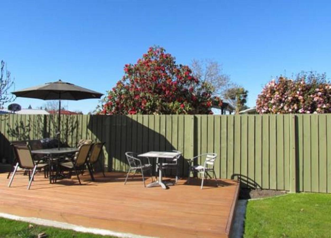 Academy Lodge Motel Ashburton Exteriér fotografie
