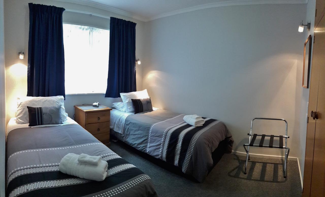 Academy Lodge Motel Ashburton Exteriér fotografie